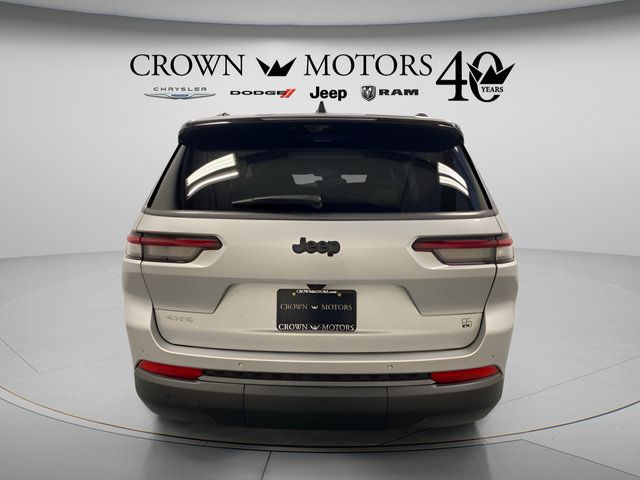 Used 2026 Jeep Grand Cherokee L Limited AWD/4WD image 5