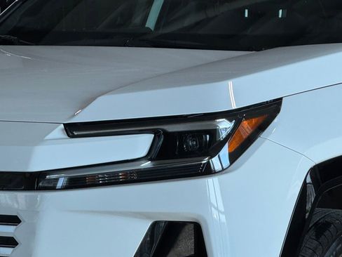 New 2026 Toyota RAV4 SE image 5