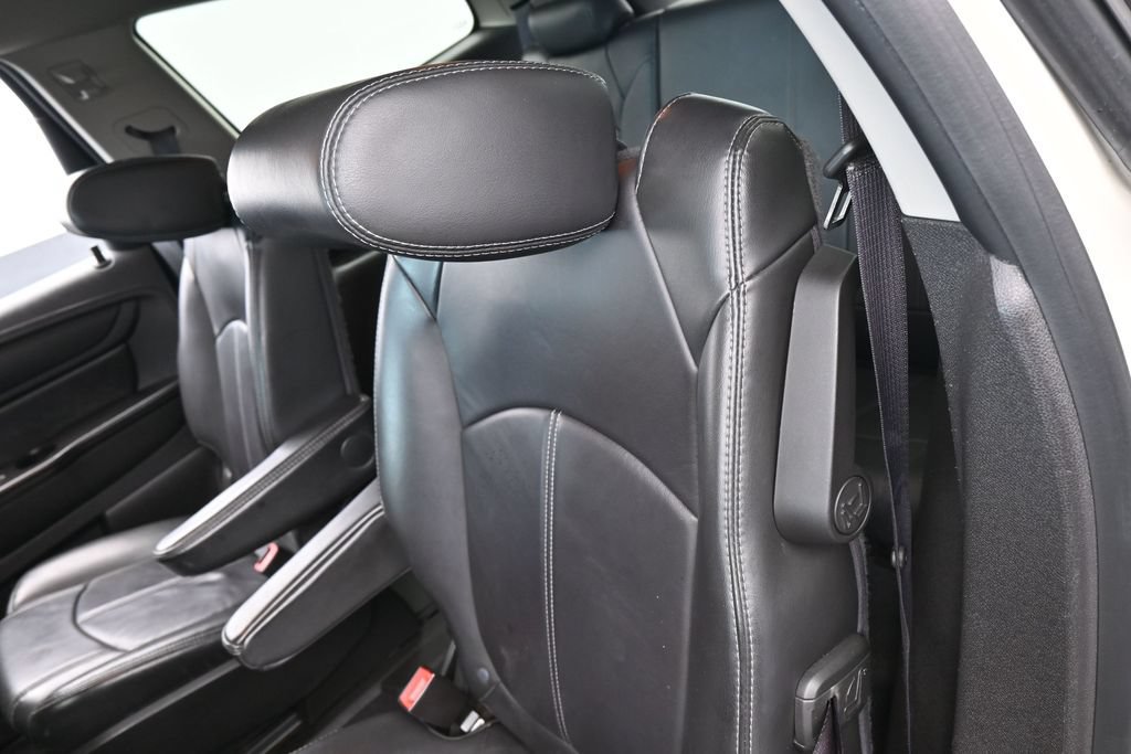 Used 2013 Chevrolet Traverse LT FWD image 31