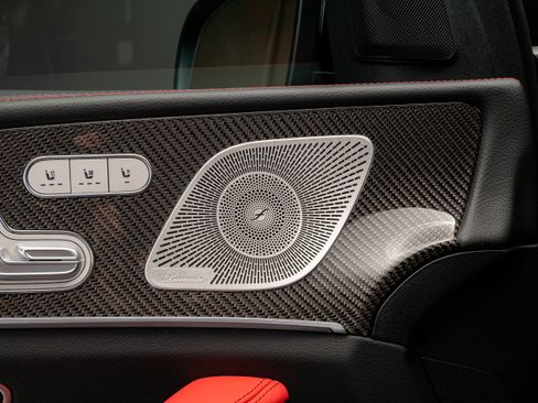 Used 2025 Mercedes-Benz GLE 53 AMG 4MATIC image 27