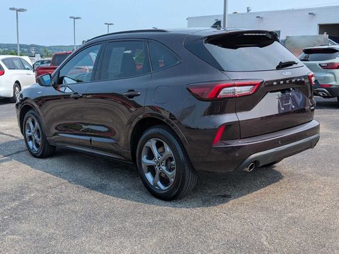 Used 2023 Ford Escape ST-Line w/ Tech Pack #1 AWD/4WD image 10