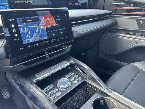 Used 2024 Lincoln Nautilus Premier w/ Jet Appearance Package image 15