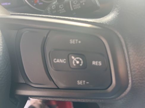 Used 2023 Jeep Wrangler Sport image 11