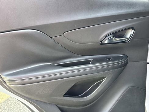 Used 2019 Buick Encore Preferred image 12