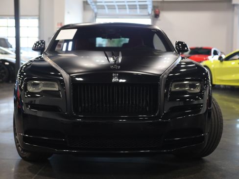 Used 2018 Rolls-Royce Wraith RWD image 2