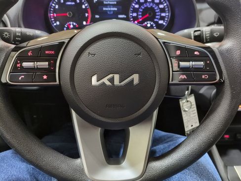 Certified 2023 Kia Forte LXS w/ LXS Technology Package FWD image 20