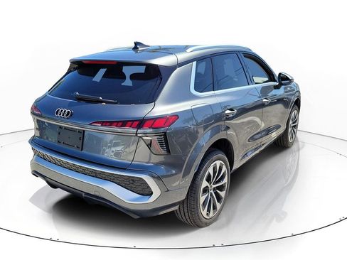 New 2026 Audi Q3 quattro 2.0T image 4