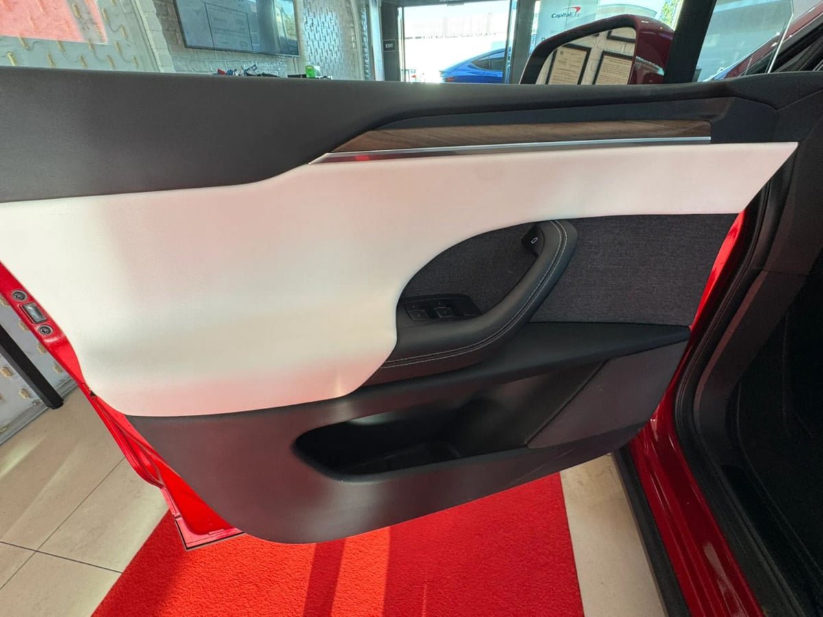 Used 2023 Tesla Model X AWD/4WD image 44