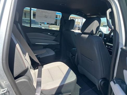 New 2026 Chevrolet Traverse LT image 32