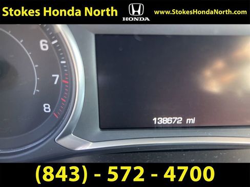 Used 2019 Chevrolet Traverse LT FWD image 10