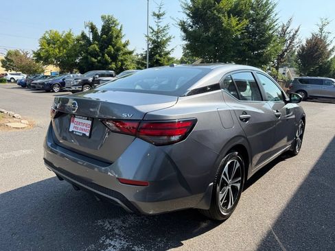 Certified 2022 Nissan Sentra SV w/ Trunk Package FWD image 6