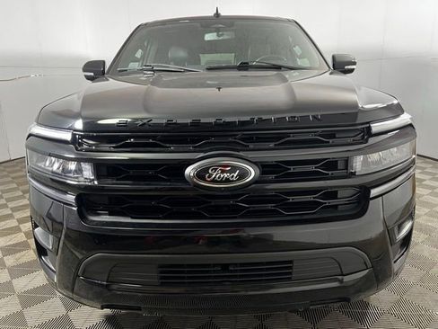 Used 2022 Ford Expedition Max Limited image 2