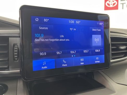 Used 2023 Ford Explorer XLT w/ Equipment Group 202A image 11