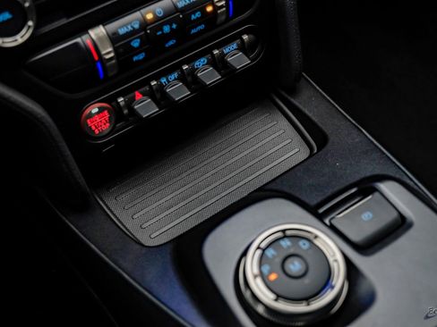 Used 2022 Ford Mustang Shelby GT500 w/ Carbon Fiber Track Pack image 68