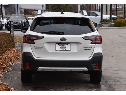 Certified 2022 Subaru Outback Touring image 5