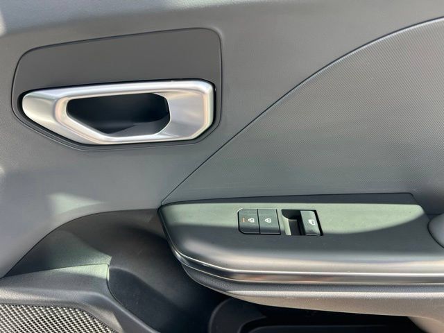 Certified 2025 Kia K4 FWD image 31
