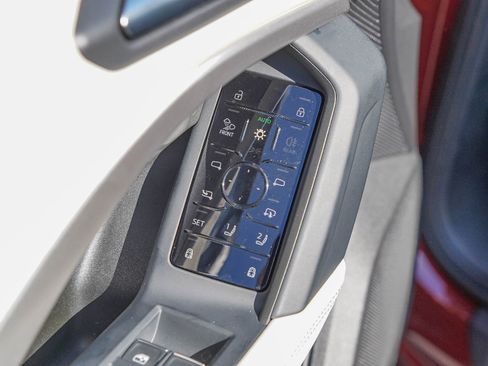 New 2025 Audi Q5 Premium Plus image 16