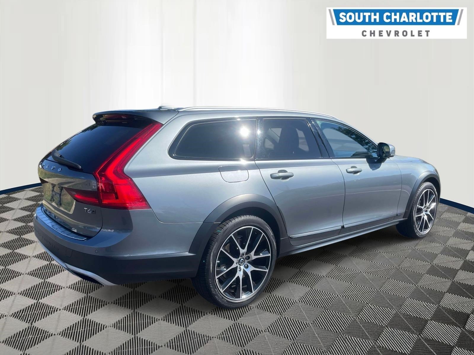 Used 2020 Volvo V90 T6 Cross Country w/ Protection Package Premier AWD/4WD image 4