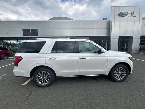 Used 2018 Ford Expedition Limited w/ Equipment Group 301A AWD/4WD image 5