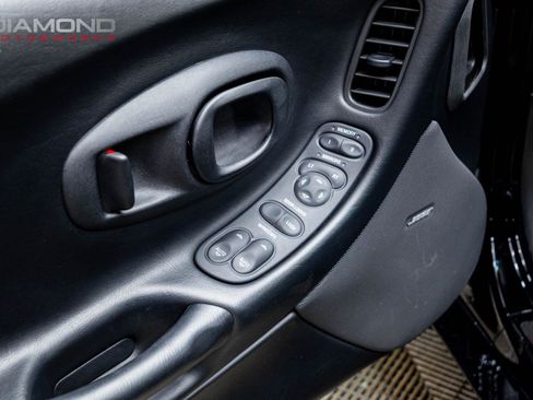 Used 2003 Chevrolet Corvette Z06 w/ Memory Package, 3 Drivers image 57