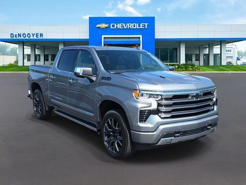 New 2026 Chevrolet Silverado 1500 High Country AWD/4WD image 4