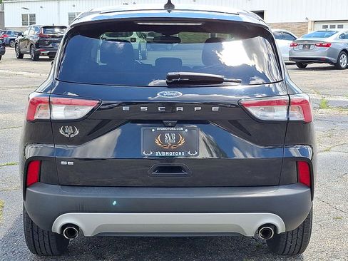 Used 2021 Ford Escape SE FWD image 22