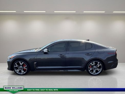Used 2021 Kia Stinger GT2 image 4