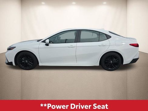 Used 2025 Toyota Camry SE w/ Multimedia Upgrade Package image 12