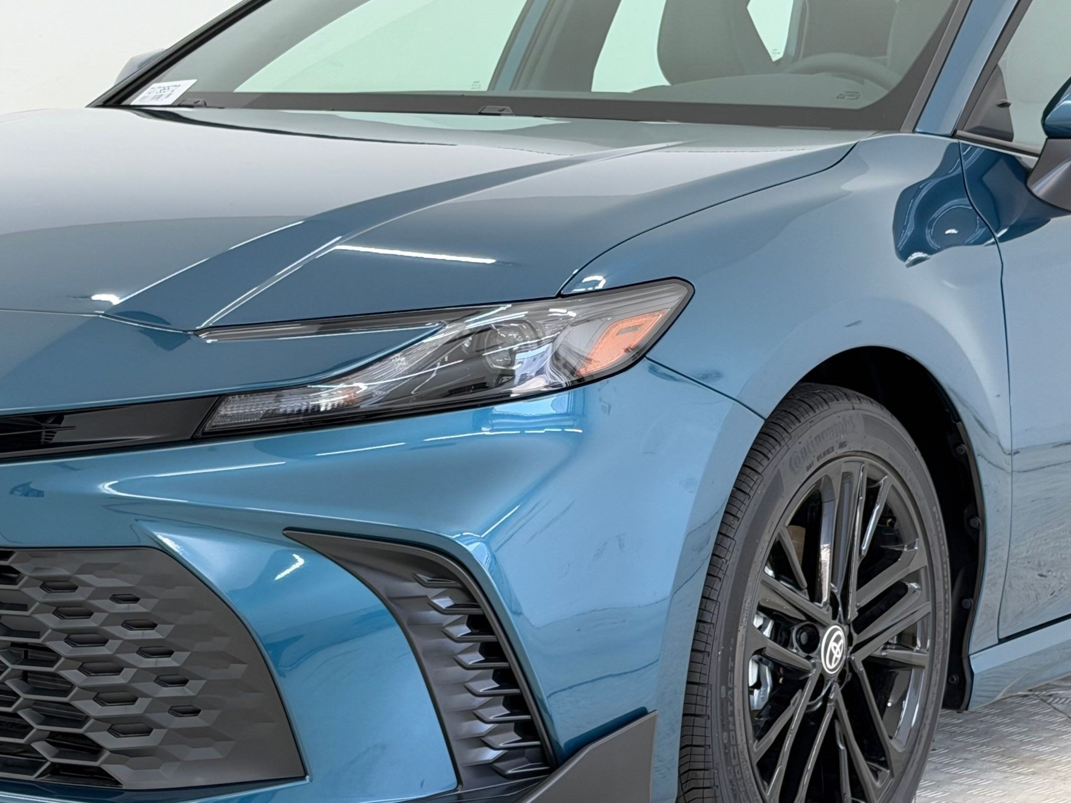 Used 2026 Toyota Camry SE w/ Multimedia Upgrade Package FWD image 12