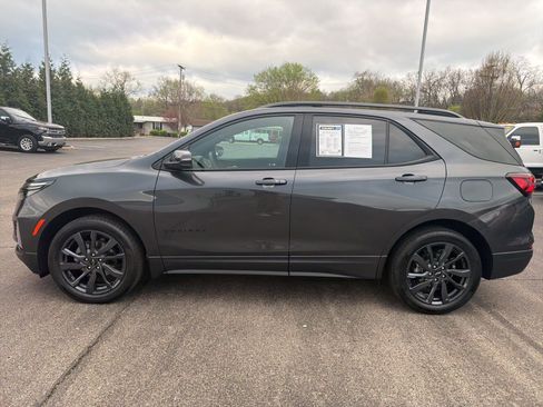 Used 2023 Chevrolet Equinox RS image 2