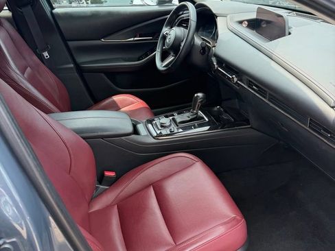 Used 2025 MAZDA CX-30 AWD 2.5 S w/ Preferred Package image 9