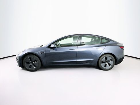 Used 2023 Tesla Model 3 Standard Range RWD image 4