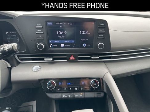 Used 2023 Hyundai Elantra SEL w/ Cargo Package image 8