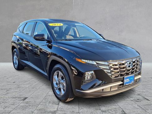 Certified 2024 Hyundai Tucson SE FWD image 3