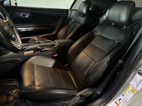 Used 2017 Ford Mustang GT Premium w/ Equipment Group 401A image 13