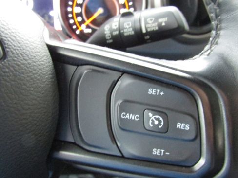 Used 2020 Jeep Wrangler Unlimited Sport image 22