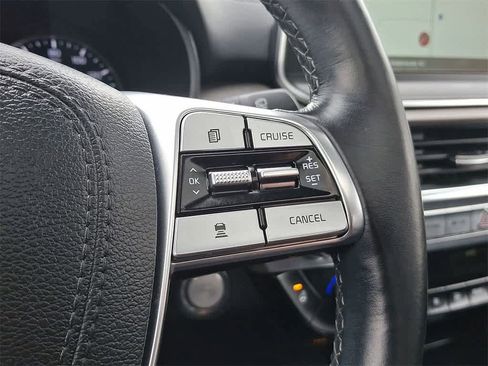 Used 2022 Kia Telluride EX w/ EX Premium Package image 17