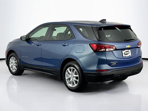 Used 2024 Chevrolet Equinox LS AWD/4WD image 9