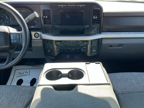 Used 2024 Ford F250 XLT image 13