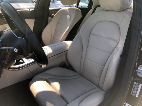 Used 2021 Mercedes-Benz C 300 4MATIC Sedan w/ Premium Package image 34