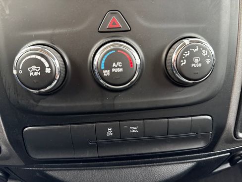 Certified 2017 RAM 1500 Express image 25