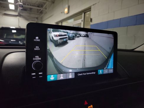 Used 2023 Honda Pilot EX-L image 30