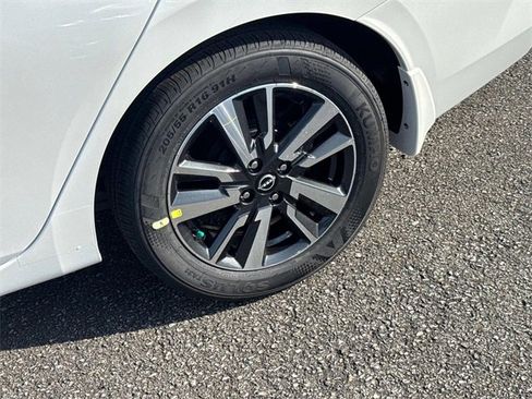 New 2025 Nissan Versa SV w/ Trunk Package image 11