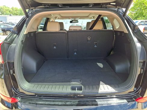 Used 2016 Hyundai Tucson Limited w/ Option Group 03 AWD/4WD image 30