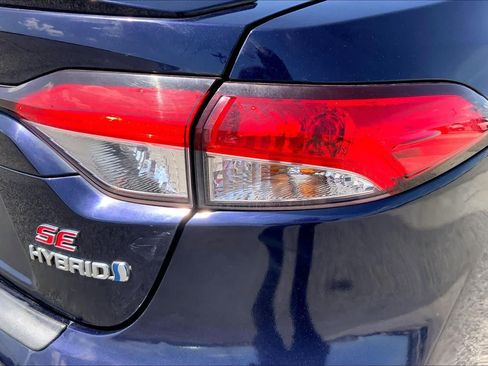 Used 2024 Toyota Corolla SE FWD image 30