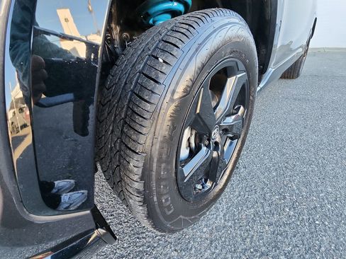 Used 2019 Toyota RAV4 XSE image 19