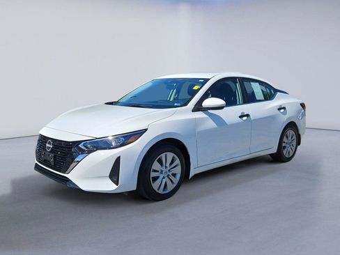 Used 2024 Nissan Sentra S FWD image 7