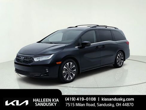 Used 2025 Honda Odyssey Elite image 1
