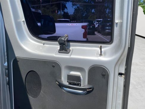 Used 2011 Ford E-350 and Econoline 350 XL RWD image 23