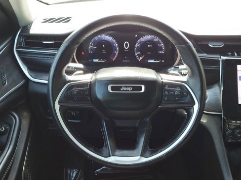 Used 2021 Jeep Grand Cherokee L Limited AWD/4WD image 12